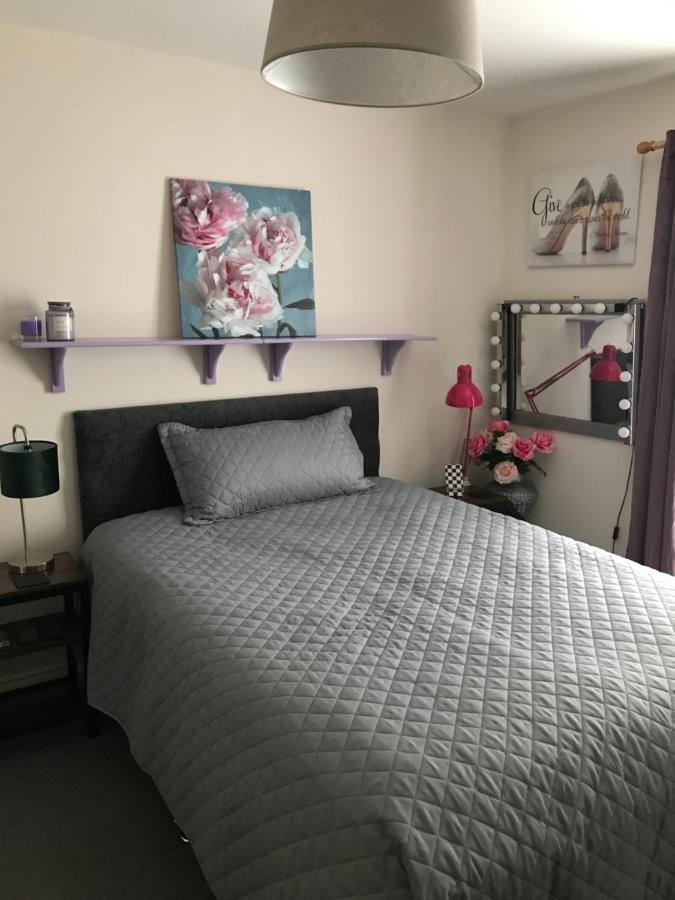 The Glam Cave Apartment Bushbury Ngoại thất bức ảnh